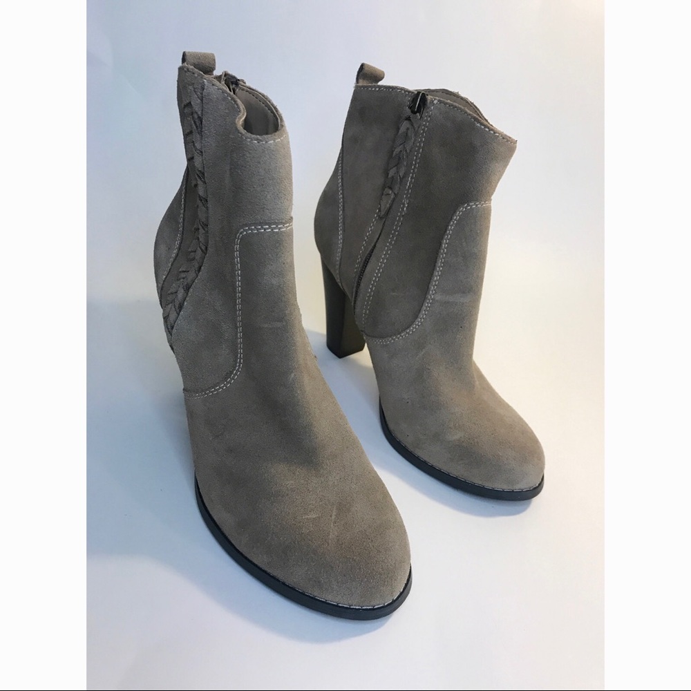 #HP 🥳💥 Booties - Leather 🤎